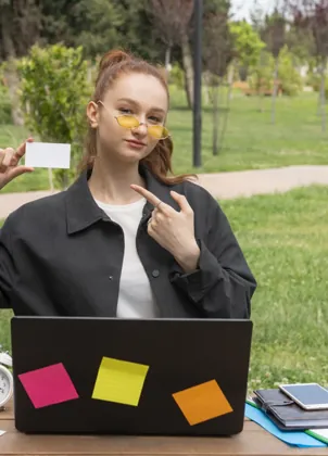 Organizer reviewing payment on a laptop